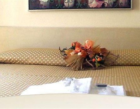 Hotel Santa Lucia Cascina Zewnętrze zdjęcie